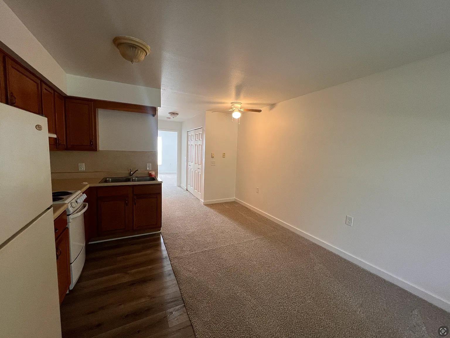 1 bed, 500 sqft, $825 — Photo 2