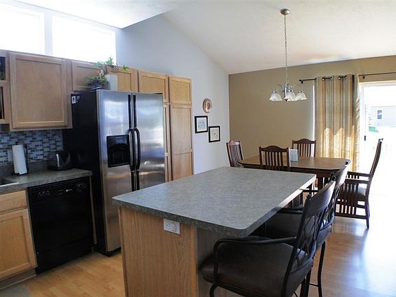 5th image of 6227 Sheldon Dr SW