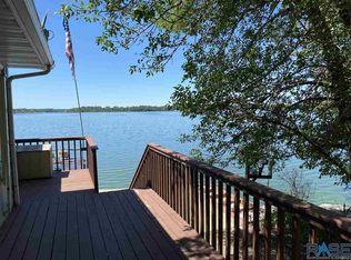 1111 Bay Rd, Madison, SD 57042