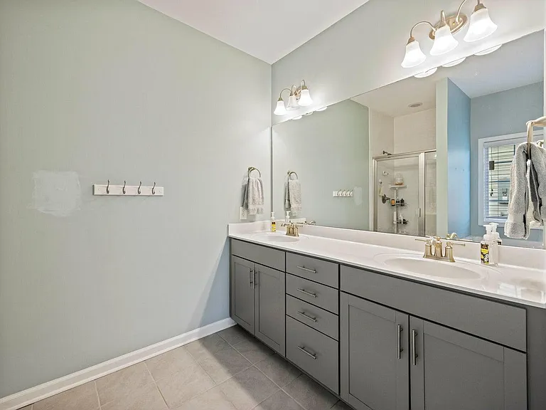 622 Pendleton Dr — Photo 22