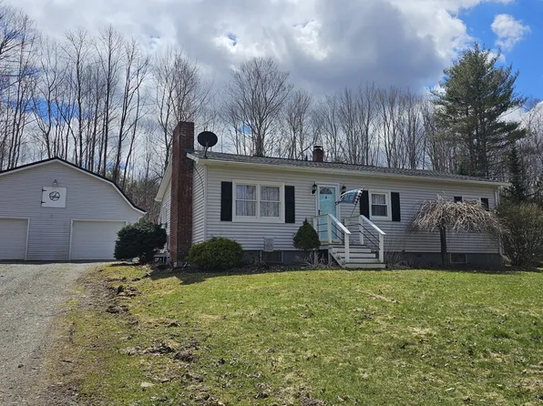 297 North Road, Newburgh, ME 04444