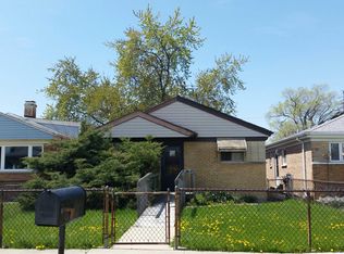 7732 Lotus Ave, Burbank, IL 60459