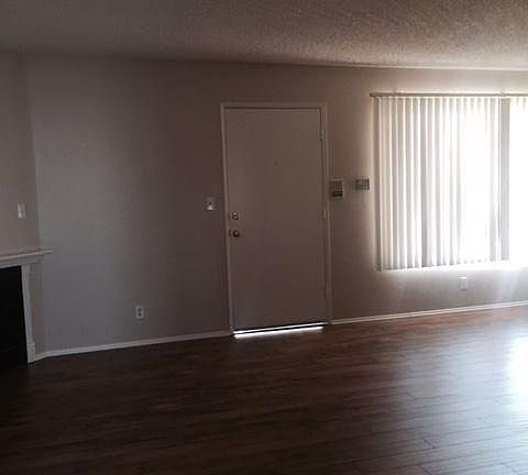 2nd image of 920 W Angeleno Ave #G