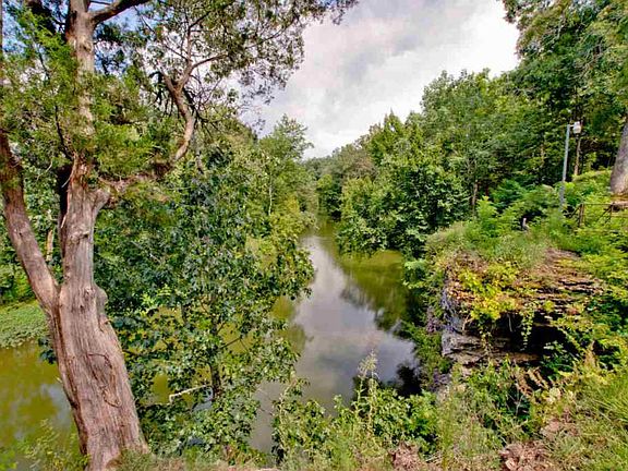 3rd image of 1200 County Road 110