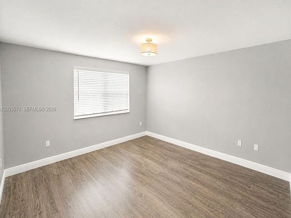 4th image of 11840 SW 99th St #11840
