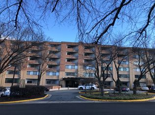 1951 Sagewood Ln APT 212, Reston, VA 20191