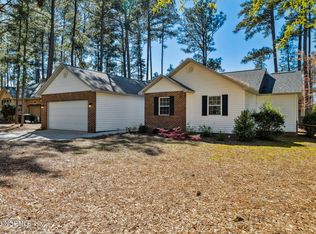 2525 Longleaf Dr SW, Pinehurst, NC 28374