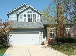 5056 Shady Oak Dr, Hilliard, OH 43026