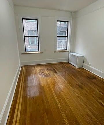 2nd image of 111 W 16th St APT 2O