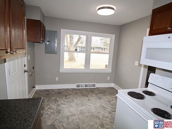 5th image of 5242 W Benton St