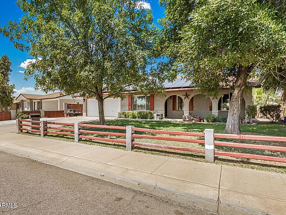 4th image of 10811 N 46TH Avenue