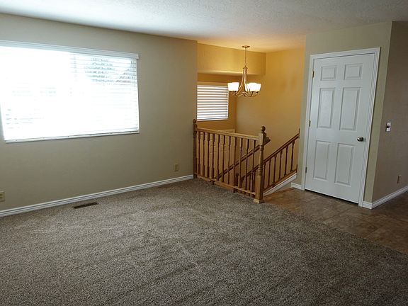 4th image of 781 E Whispering Pine Dr