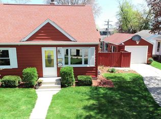 1232 5th Ave, Grafton, WI 53024