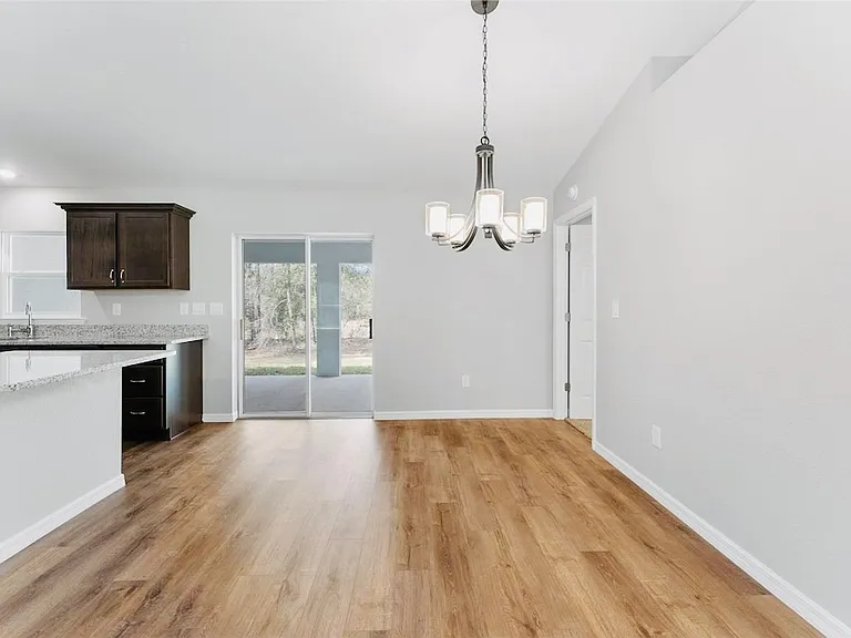 9416 N Sandree Dr — Photo 9