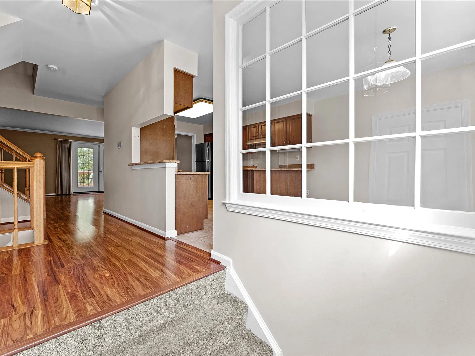 3 bed, 2390 sqft, $3,500 — Photo 4