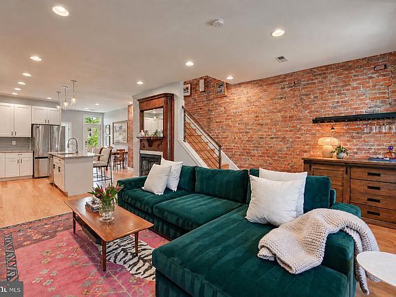 3rd image of 22 Rhode Island Ave NW #2
