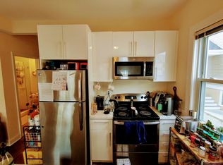 30 Hillside St #1B, Roxbury Crossing, MA 02120