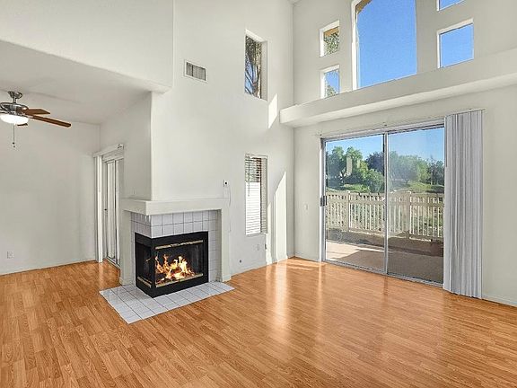 4th image of 2150 Almeria St
