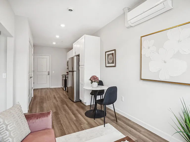 Dream Boyd Theatre — Photo 16