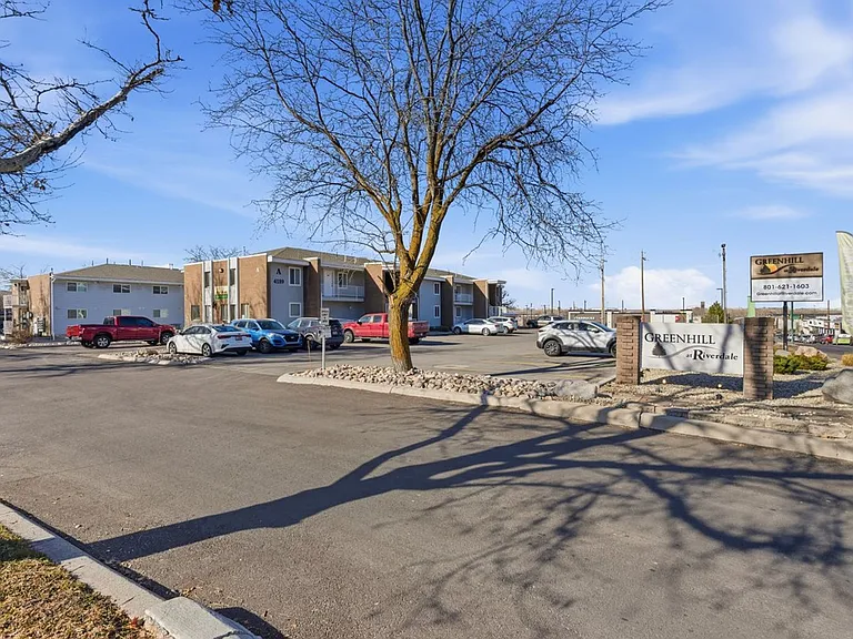 Greenhill at Riverdale — Photo 21