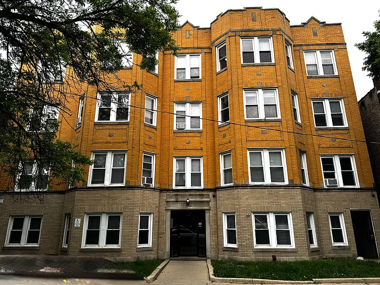 3836 W Palmer St #1D — Photo 17