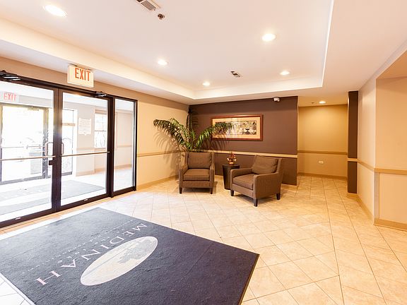 3rd image of 125 Lakeview Dr Unit 603