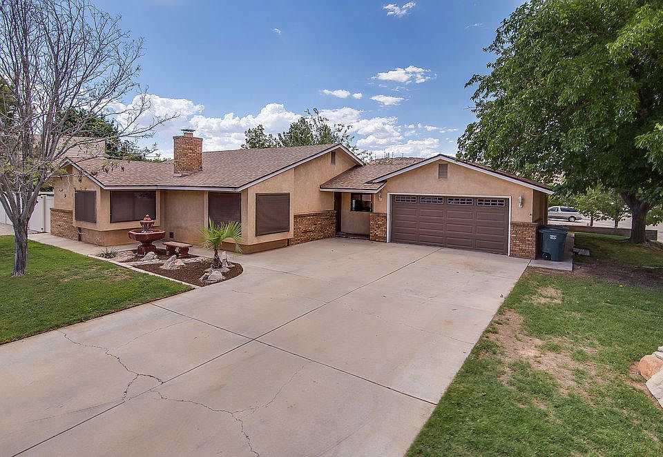 1st image of 1189 E Chokeberry Dr