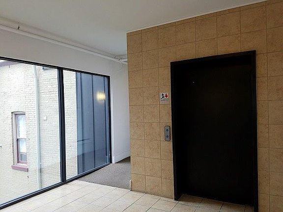 3rd image of 275 S Limestone St #245