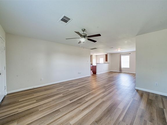 5th image of 5735 Rainbow Rd