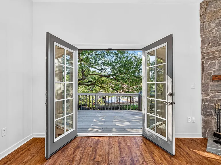 138 River Breeze Dr — Photo 25