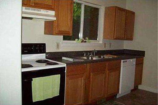 2nd image of 1209 Jarvis Ave