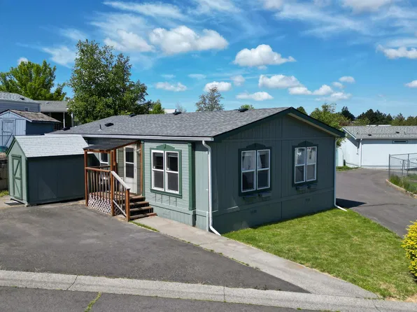 260 NW Golden Hills Dr Space 63, Pullman, WA 99163