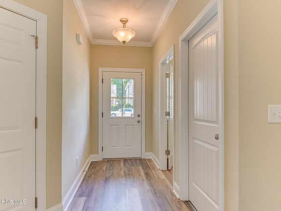 5th image of 226 Claudia Drive