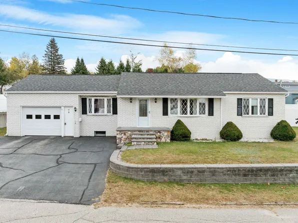 44 Countryside Avenue, Berlin, NH 03570