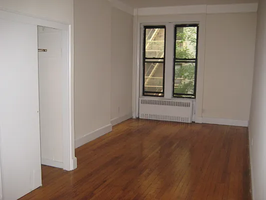 Rented by Magnone Real Estate | media 93