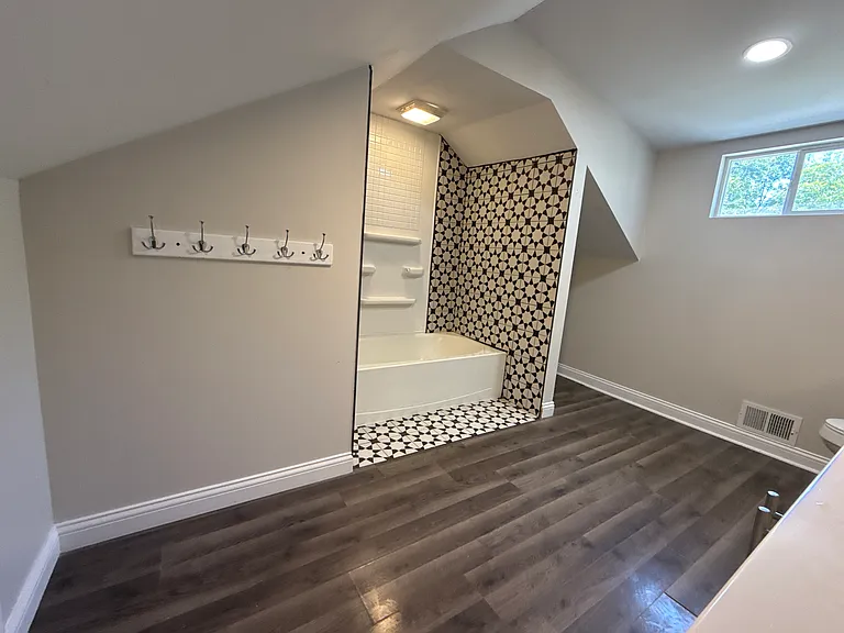 308 Anderson Ave — Photo 23