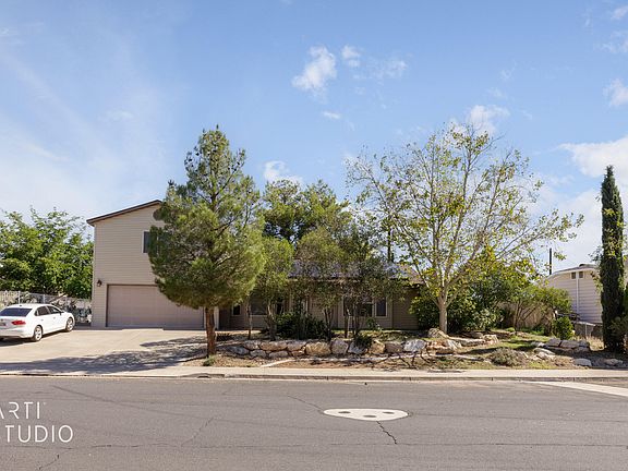 2nd image of 266 N Prickly Pear Dr