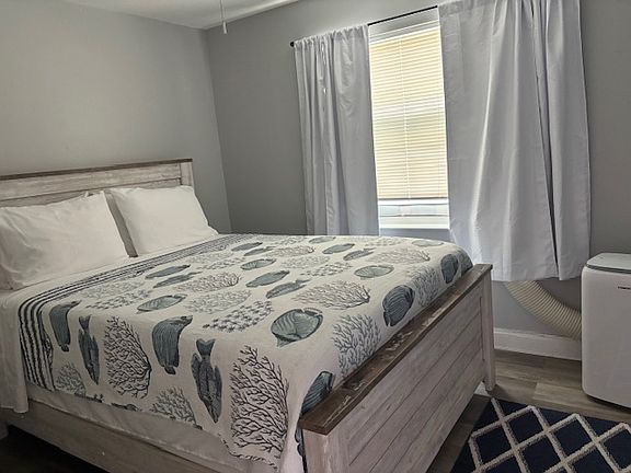 3rd image of 207 Croton Ave #1