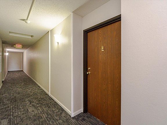 4th image of 3440 Golfview Dr Unit 315