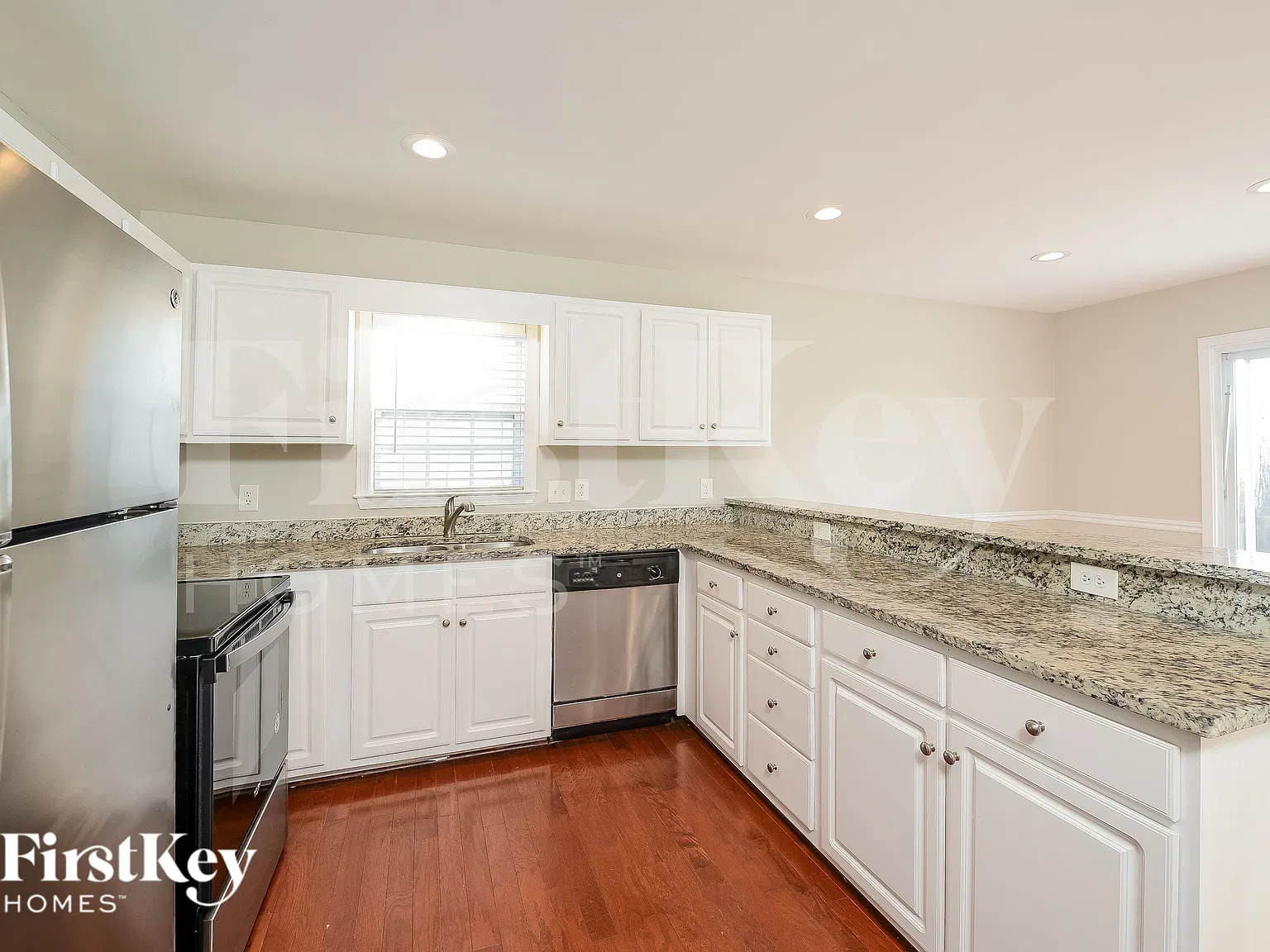 3 bed, 2.0 bath, 1820 sqft, $2,210 — Photo 3