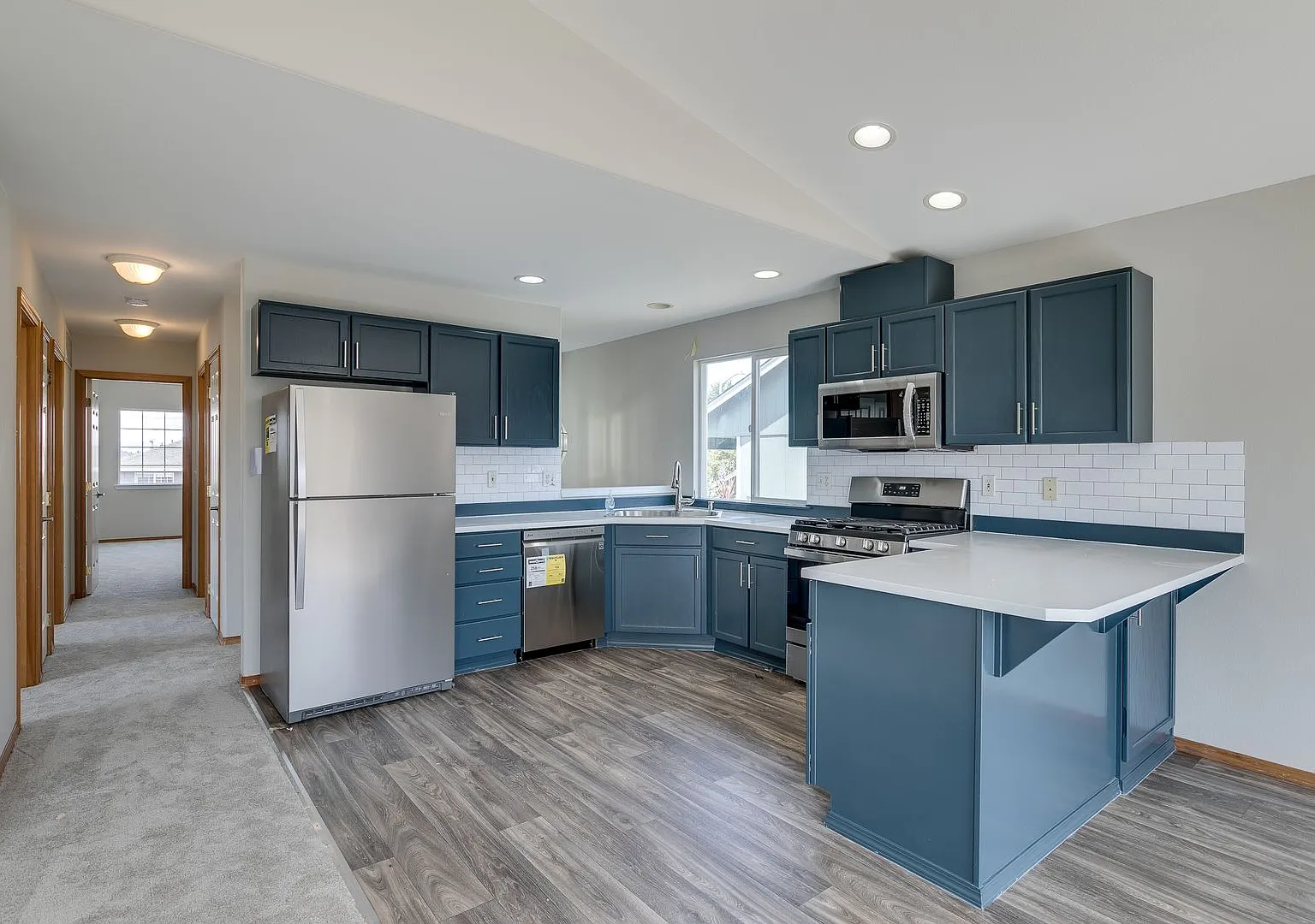 Lake Stevens Home For Rent! Open House This Saturday 8/22 1 - 3 p.m. — Photo 2