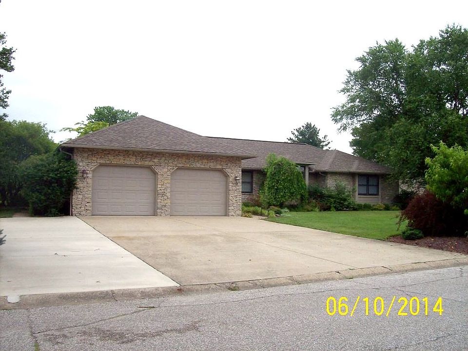 1st image of 1856 Chris Schenkel Dr