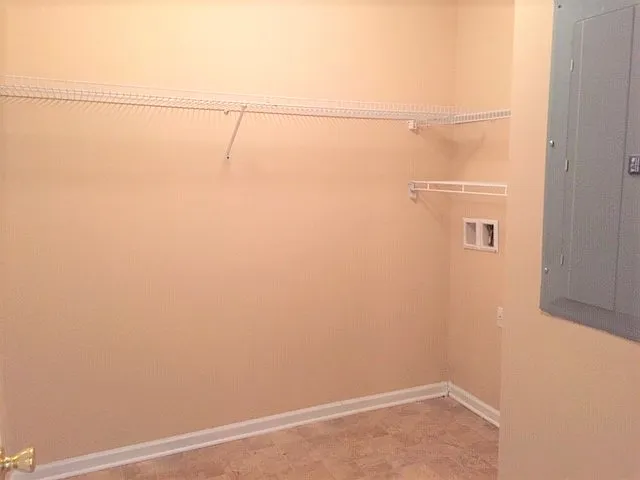 Large Laundry Room!
