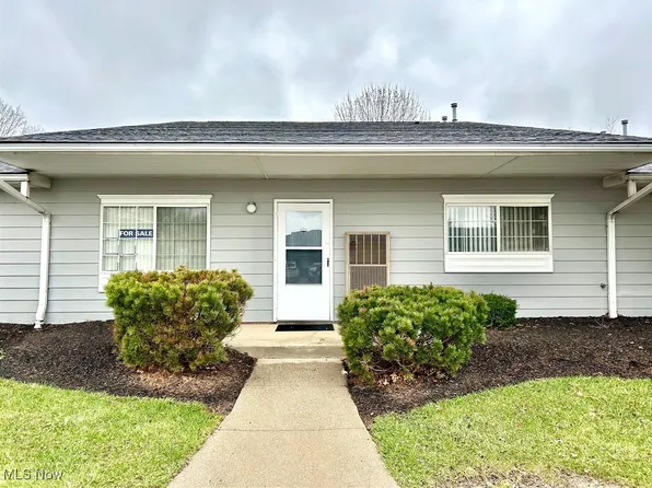 27069 Oakwood Cir #W103, Olmsted Township, OH 44138