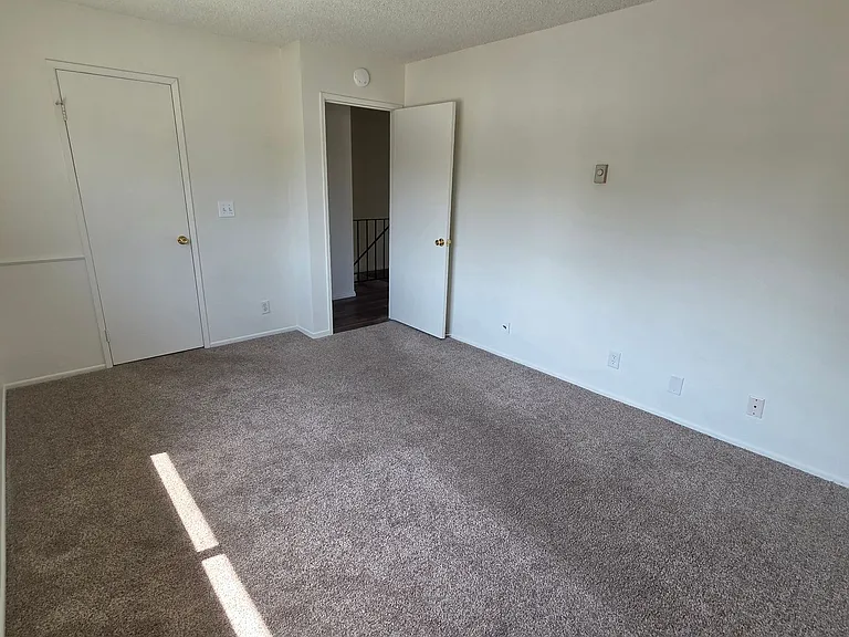 2647 Spinnaker Ave — Photo 9