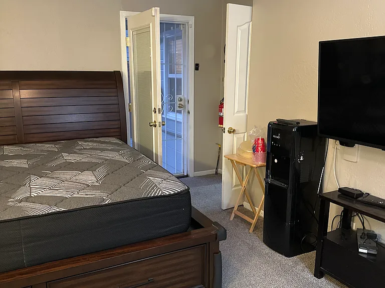 1777 Jonathan Ave — Photo 22