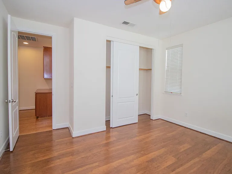 6239 Newhaven Ln — Photo 45