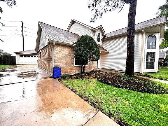 2nd image of 4134 Club Valley Dr