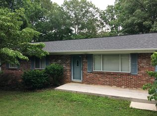 1700 Paris Rd, Knoxville, TN 37912