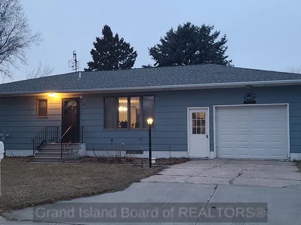 317 Bruce St, Saint Paul, NE 68873